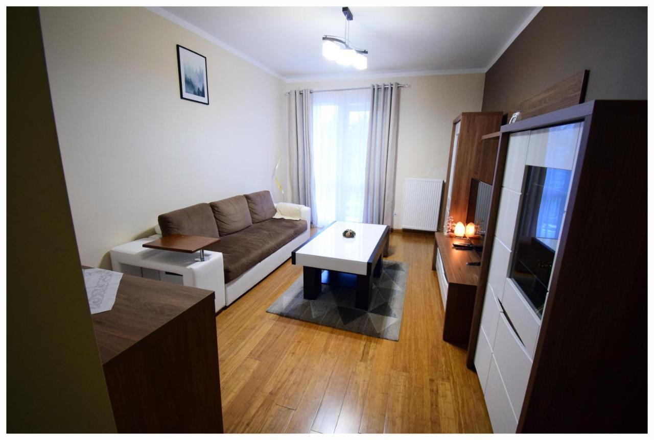 Color 24 Apartament IV Daire Stalowa Wola Dış mekan fotoğraf